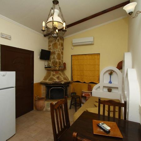 Mantas Bay Hotel Loutraki  Ngoại thất bức ảnh