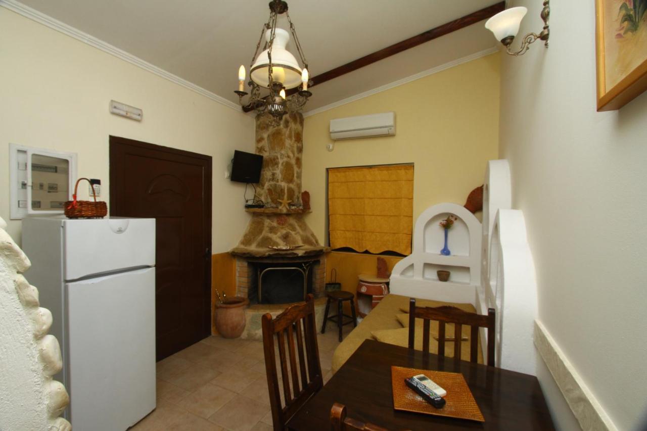 Mantas Bay Hotel Loutraki  Ngoại thất bức ảnh