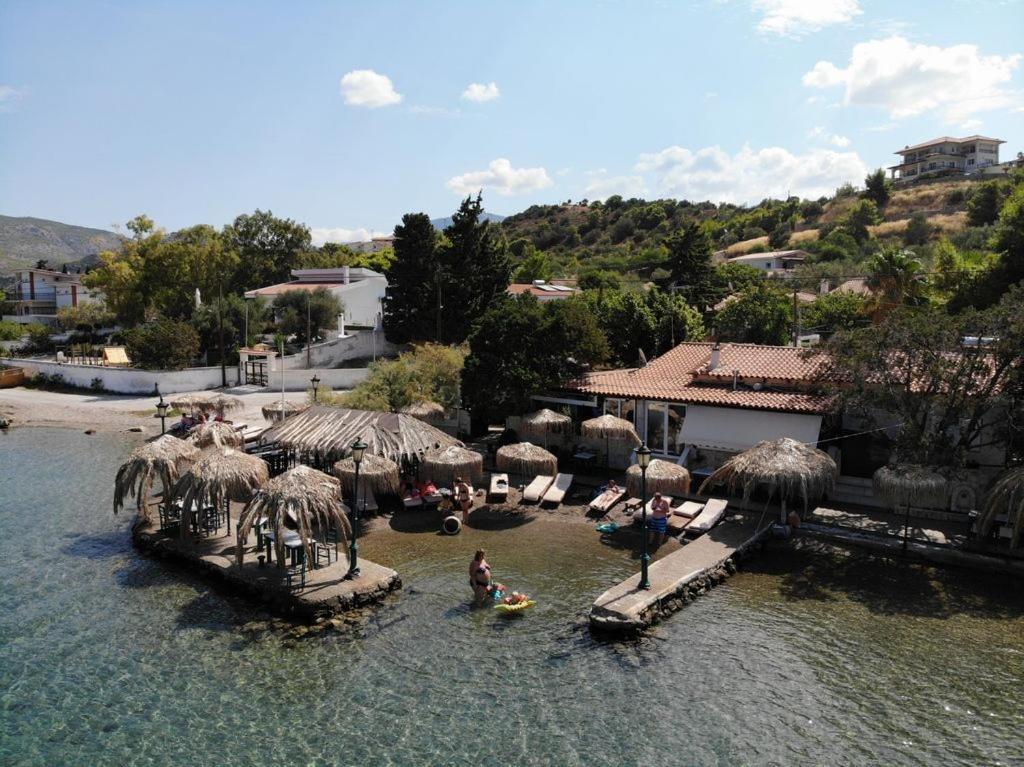 Mantas Bay Hotel Loutraki  Ngoại thất bức ảnh